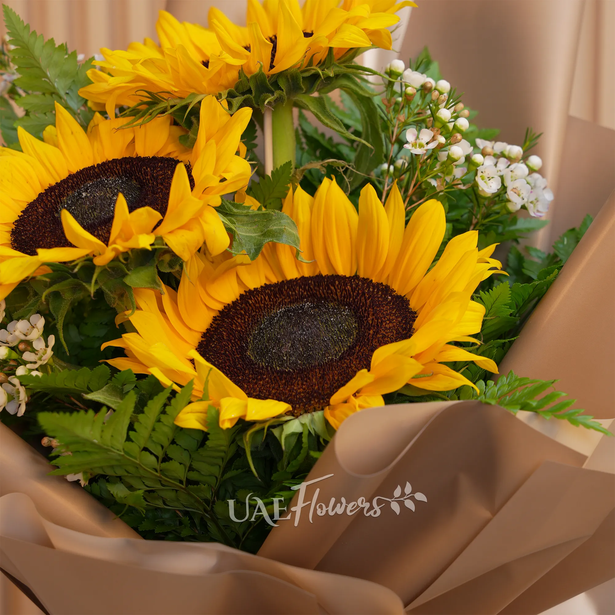 online bouquet of 3 sunflowers with green fillers