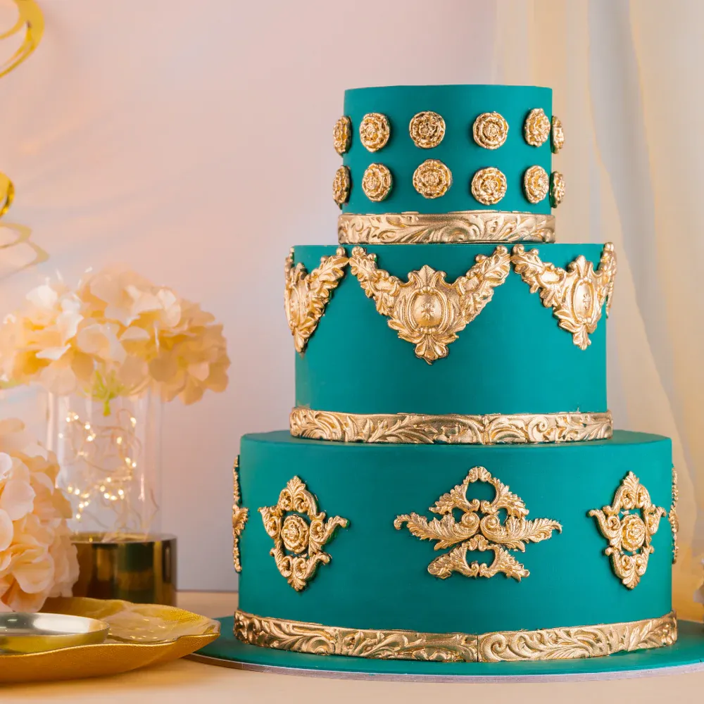 10Kg Nikkah wedding cake made with chocolate sponge